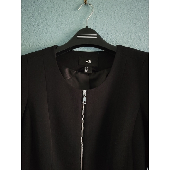 H&M | Zip-Up Collarless Blazer Jacket - Picture 3 of 10